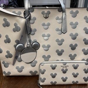 KATE SPADE Disney Parks Exclusive Ivory Silver w/ Wallet Mickey Mouse Icon RARE